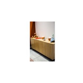 Pombas Credenza de Madera - Varios Materiales